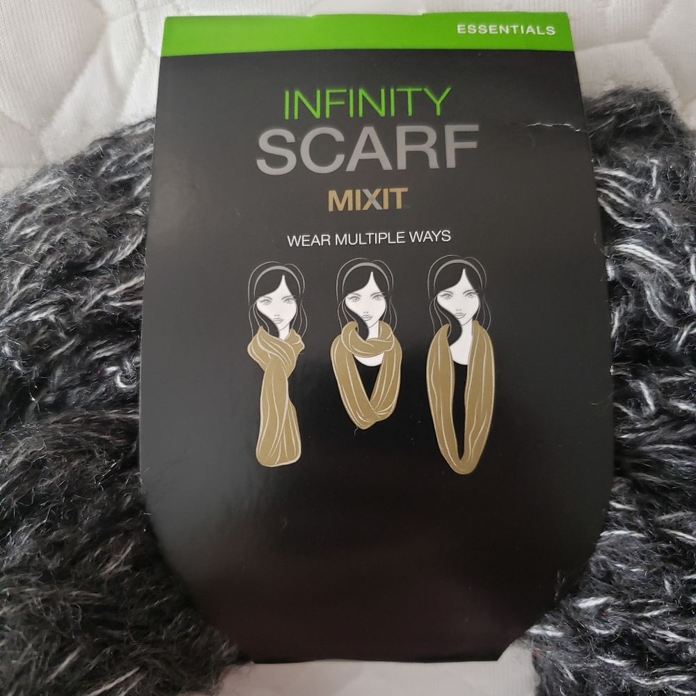 Infinity Scarf - Picture 3 of 3